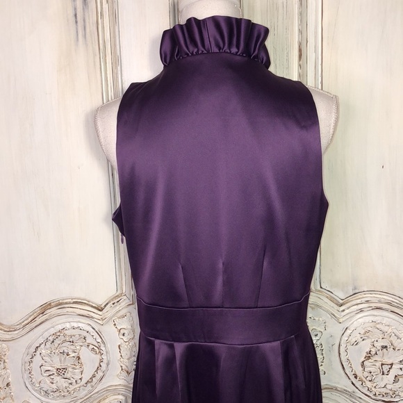 Just Taylor Gorgeous Purple Sleeveless Ruffle V Neck Waisted Party Dress Size 12 - Picture 7 of 10